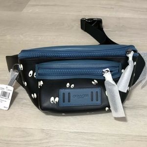 coach terrain pouch
